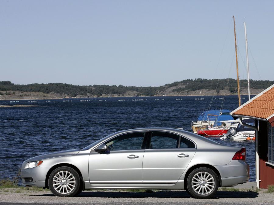  Volvo S80 2006 года  (фото 17 из 160)
